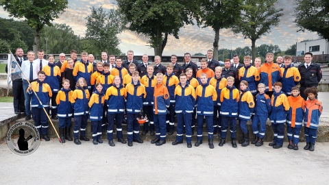 Foto der gesamten Jugendfeuerwehr