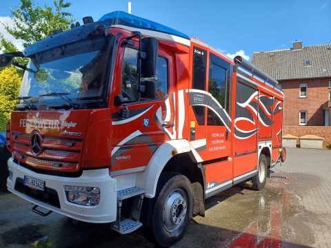 Ansicht des Löschfahrzeuges der Freiwilligen Feuerwehr Mitte