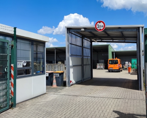 Zufahrt zum Wertstoffhof